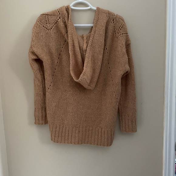American Eagle Sweater - Picture 3 of 4
